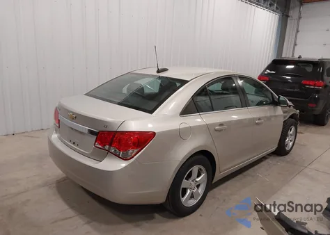 2016 Chevrolet Cruze Limited 1Lt Auto z USA, uszkodzony, nr VIN 1G1PE5SB0G7215805